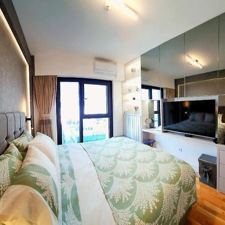 Diamond Residences 10Th Fl. Lux Apt. W/ City View Σκόπια Εξωτερικό φωτογραφία